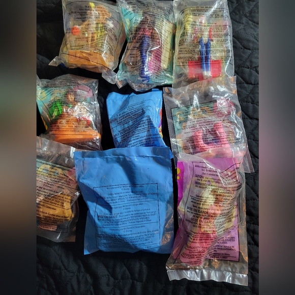 Vintage 90s McDonald's Happy Meal Toys - Picture 6 of 6